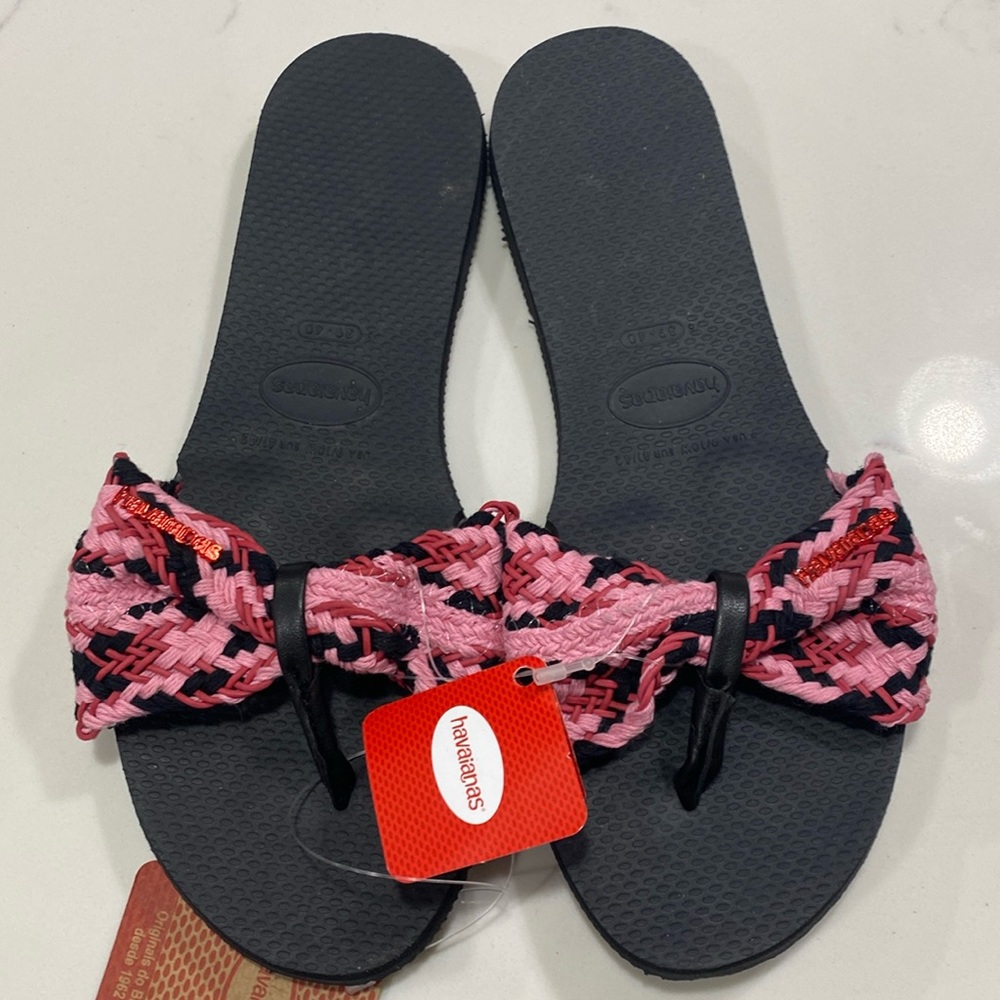 Havaianas Black and Pink Women's Sandals
